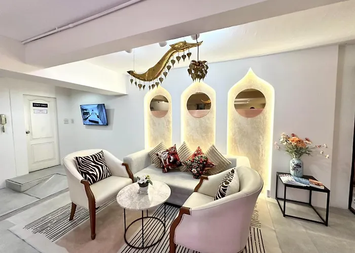 F Sukhumvit Hotel