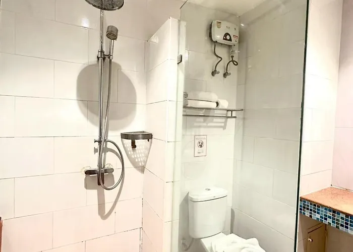 F Sukhumvit Hotel