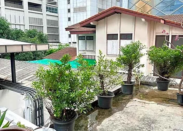 Hotel F Sukhumvit 4*