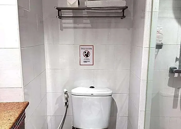F Sukhumvit Hotel